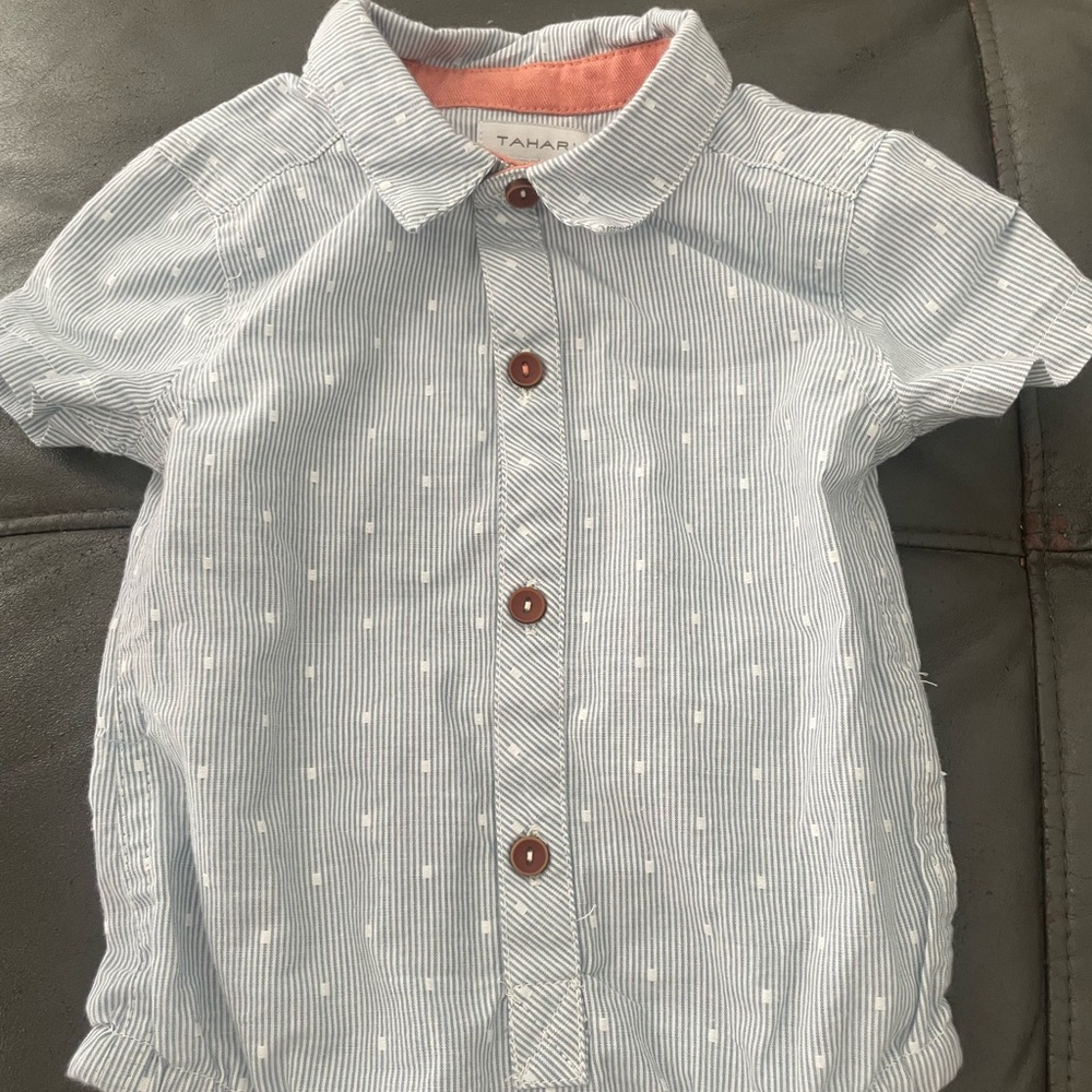 Tahari brand infant onesie and matching hat. New. Never worn. 3-6 months - Picture 6 of 7
